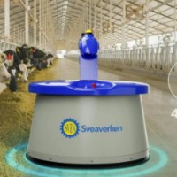 Intelligent feeding equipment for dairy cows automatic feeding robot in pasture